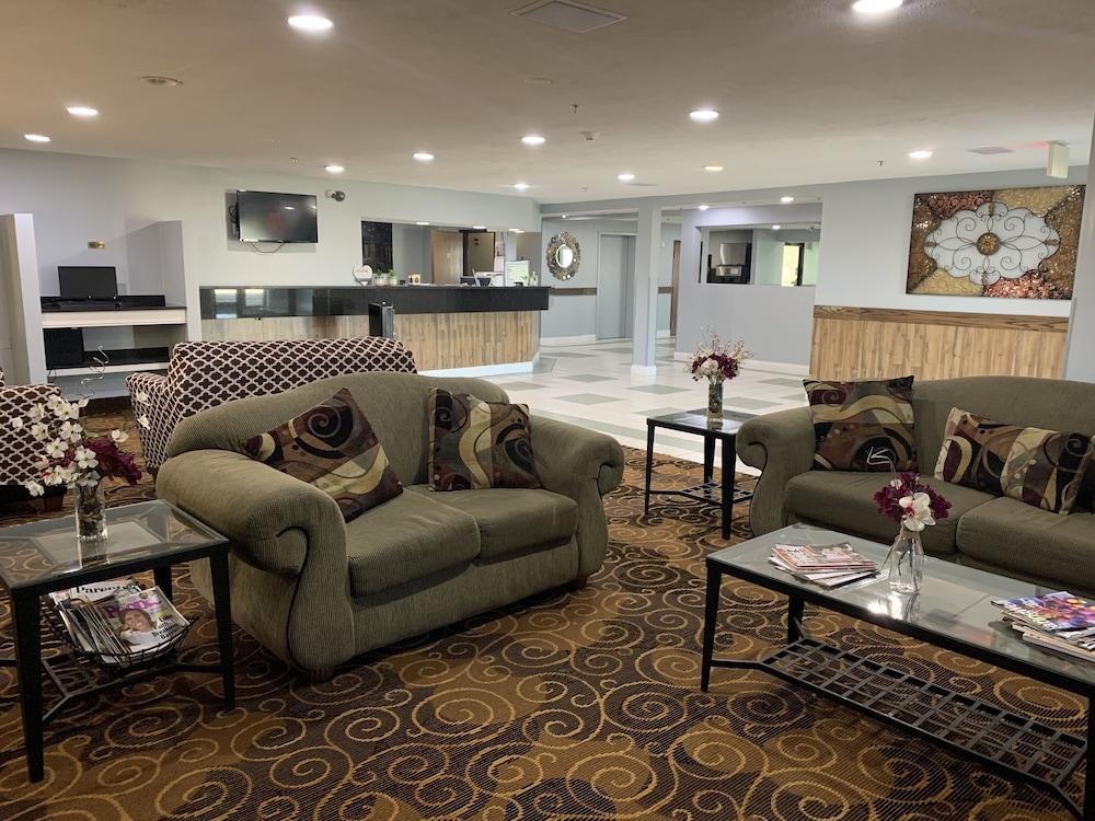 Hotel 7 Inn Anna photo 3