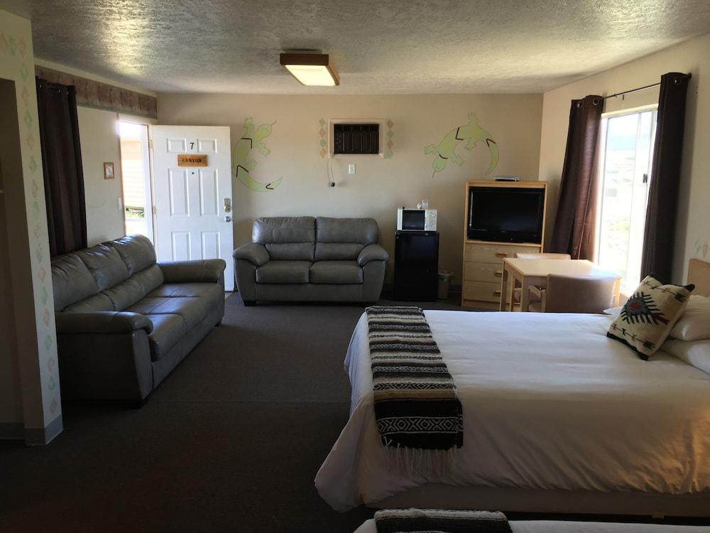 The Riverside Ranch RV Park, Motel & Campground photo 36