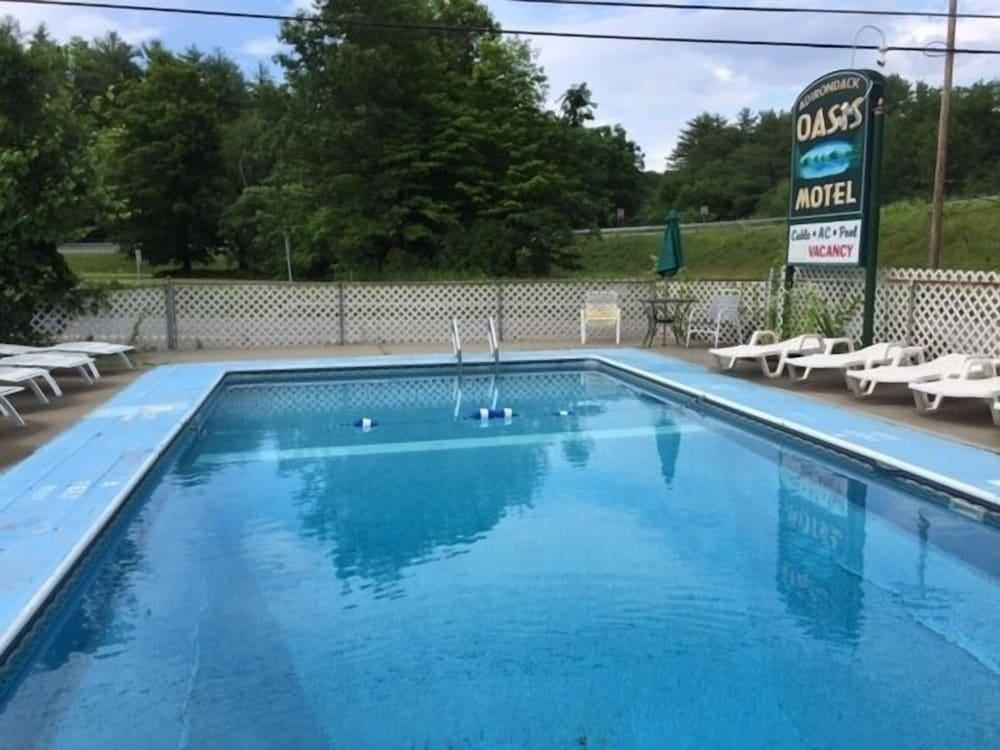 Adirondack Oasis Motel photo 37