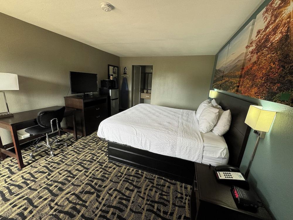Homegate Inn And Suites Collierville TN photo 10