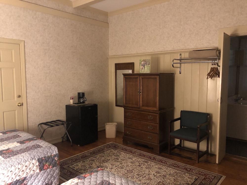 School House Inn photo 5