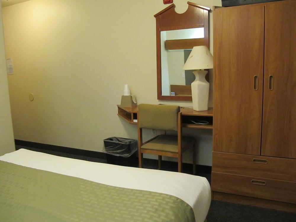 Microtel Inn & Suites by Wyndham Eagle River/Anchorage Area photo 13