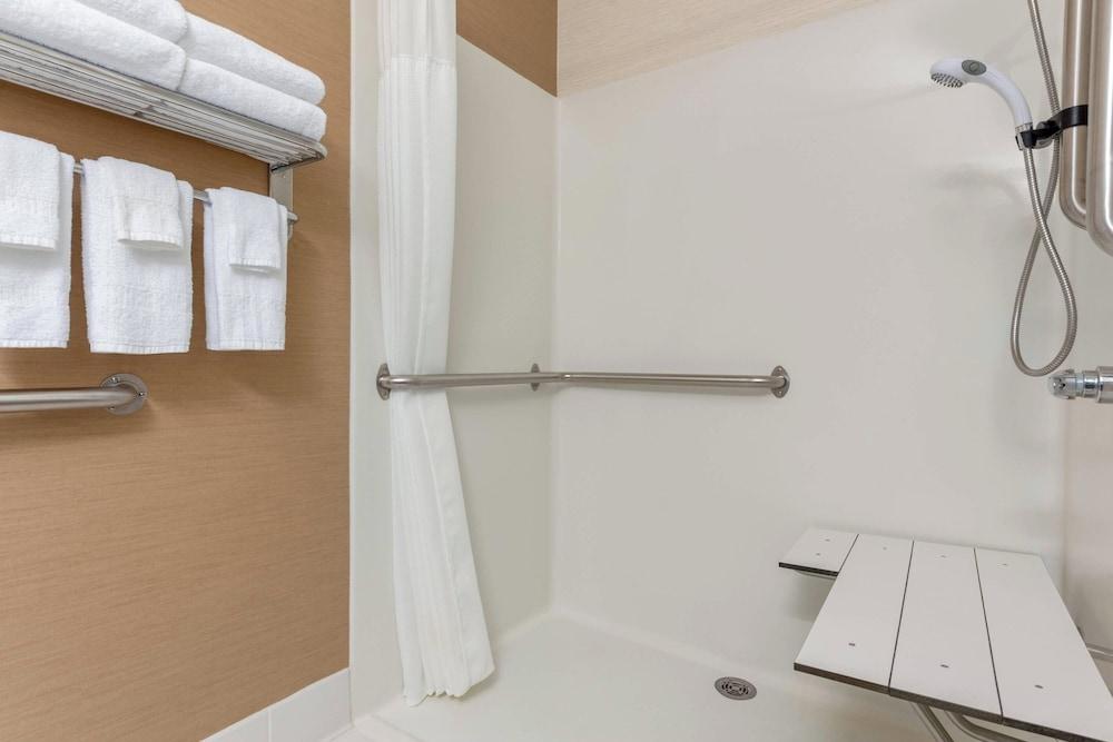 Fairfield Inn & Suites Stevens Point photo 14