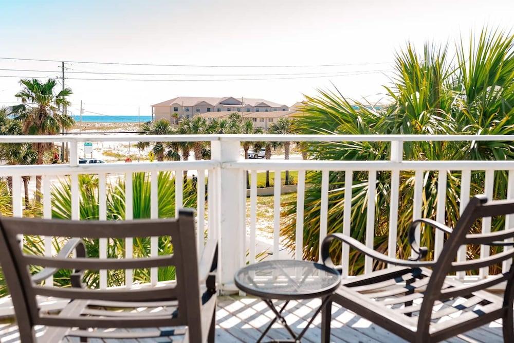 Days Like This -spacious Home Steps From the Beach photo 67