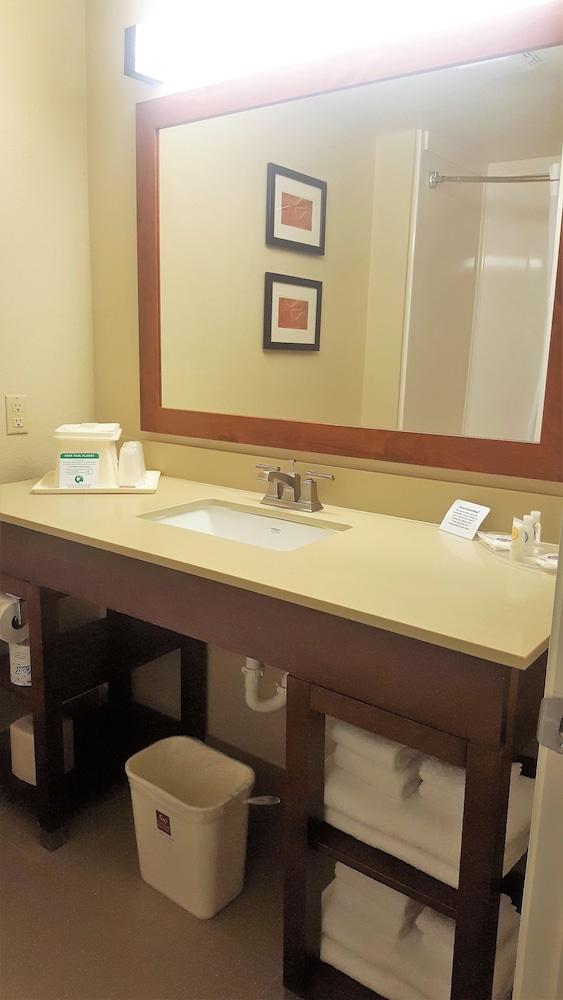 Comfort Suites Austin NW Lakeline photo 25