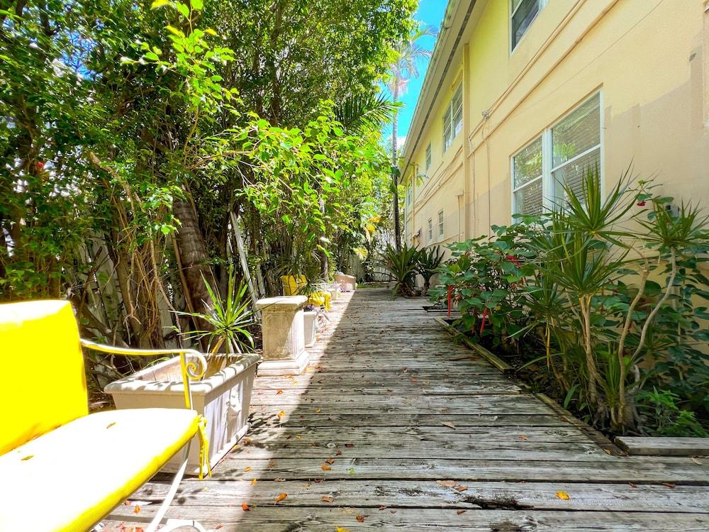 La Casa A North Beach Village Resort Hotel photo 10