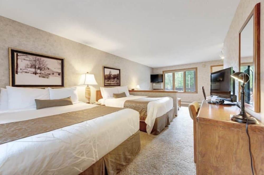 Chanticleer Inn photo 2