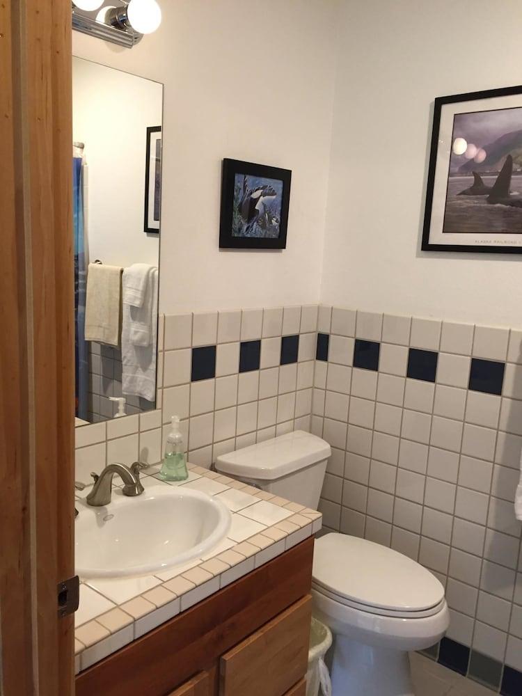 Twin Peaks Lodge and RV Park photo 22