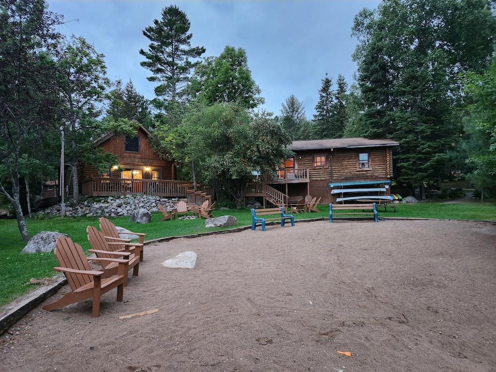 Timber Trail Lodge photo 20