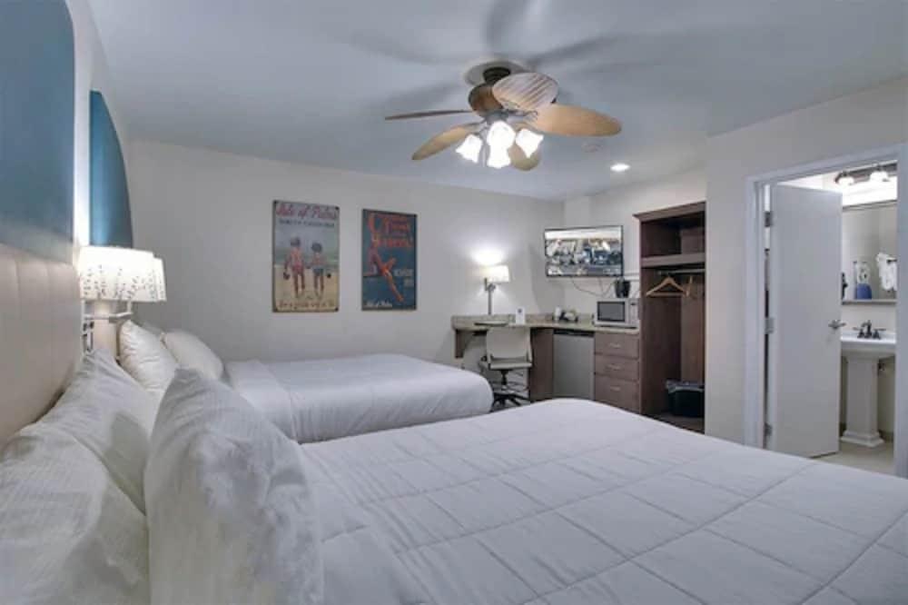 Seaside Inn Oceanfront photo 6
