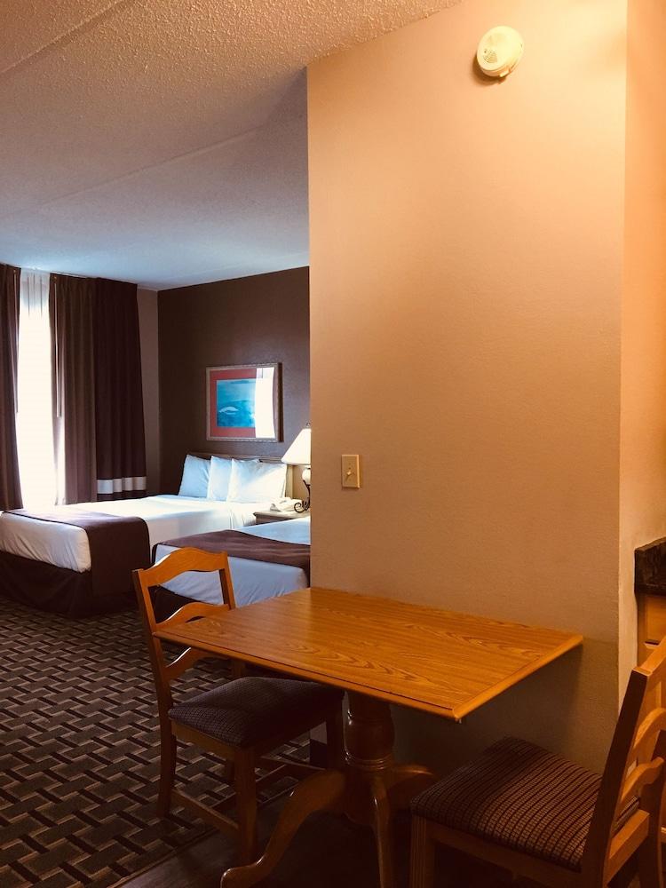Hawthorn Extended Stay by Wyndham Conyers photo 14