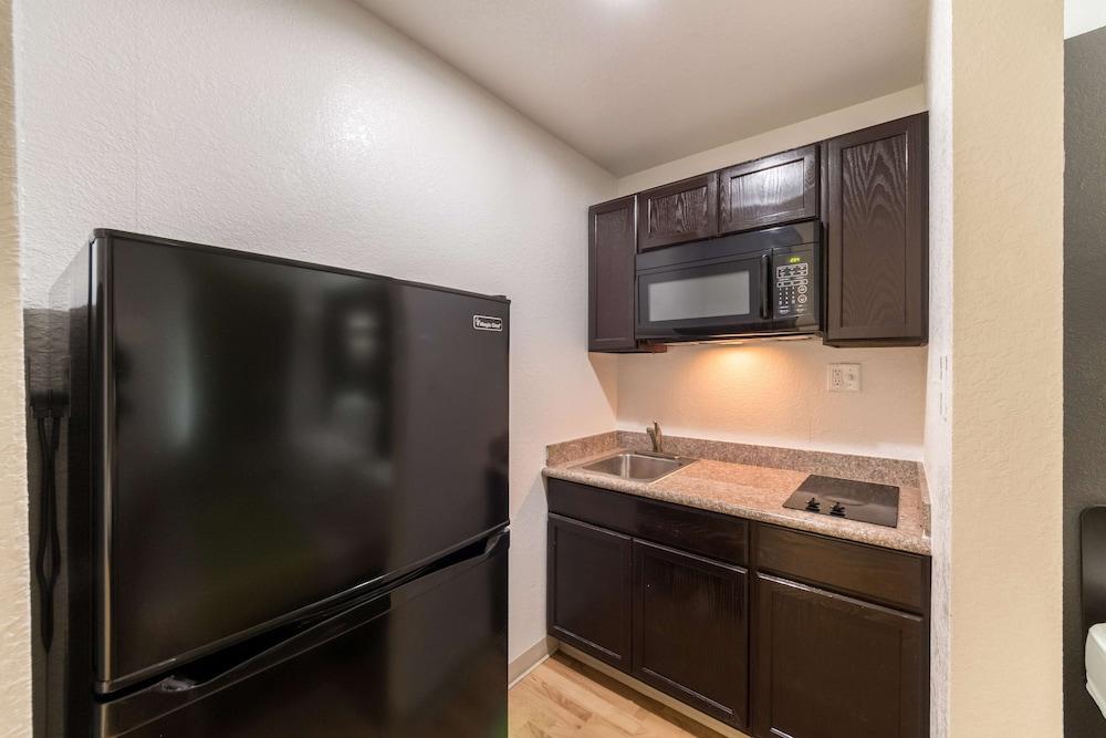 Studio 6 San Antonio, TX - Fort Sam Houston Area photo 18