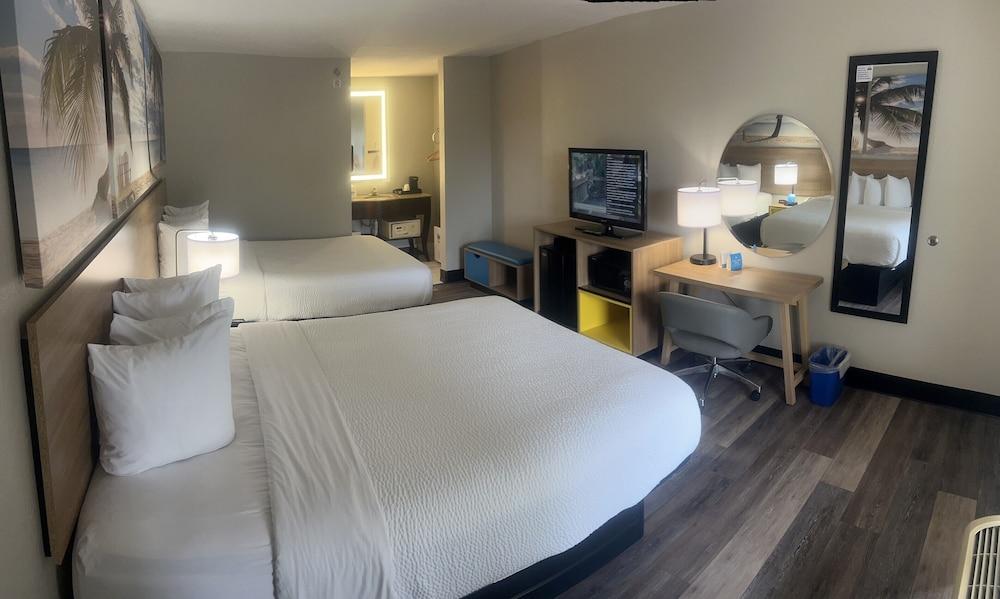 Days Inn by Wyndham Port Charlotte/Punta Gorda photo 6