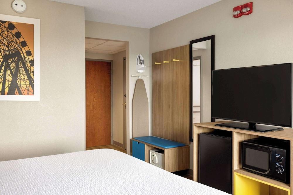 Days Inn by Wyndham Hershey photo 7