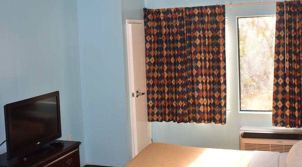 GUEST COTTAGES & SUITES photo 8