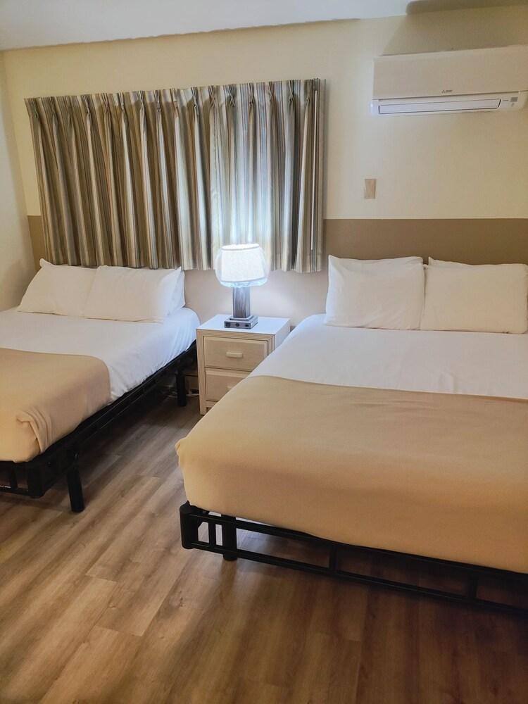 Condor Motel photo 16