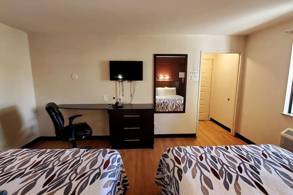 Sacramento Inn & Suites photo 5