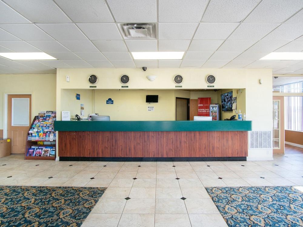 OYO Hotel Oklahoma City South I-35 and SE 29th photo 15