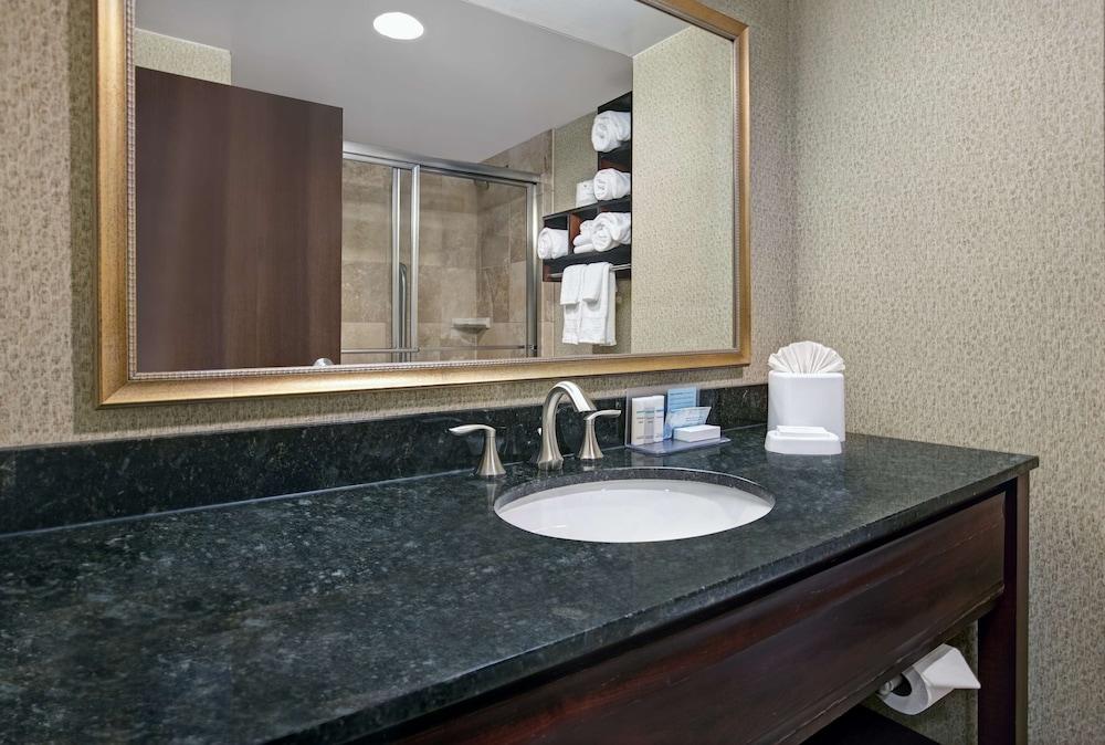 Hampton Inn Greenville I-385 - Woodruff Rd. photo 14