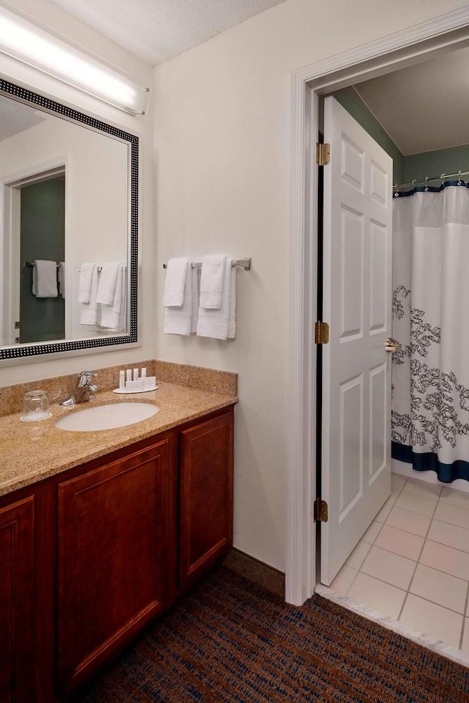 Residence Inn by Marriott St Louis Airport photo 7