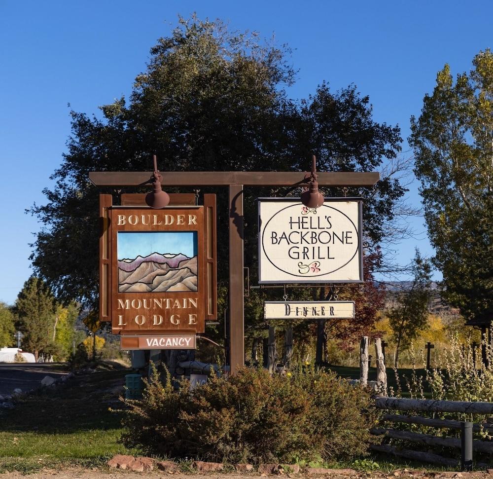 Boulder Mountain Lodge photo 18