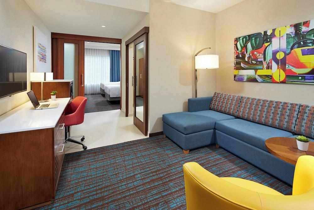 SpringHill Suites by Marriott at Anaheim Resort/Conv. Cntr photo 10