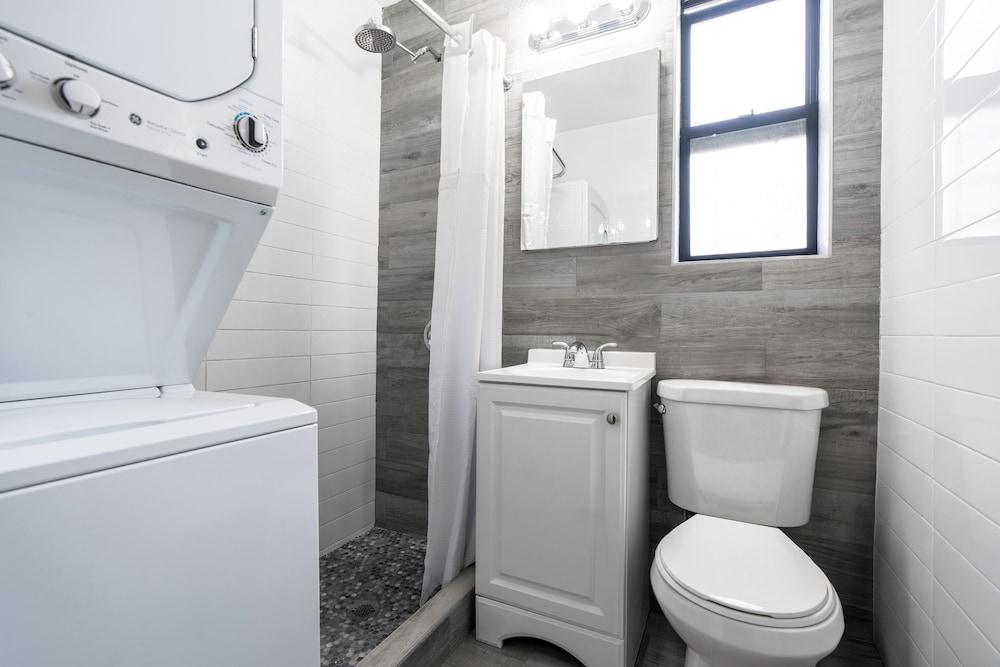 Elegant Harlem Suites photo 32