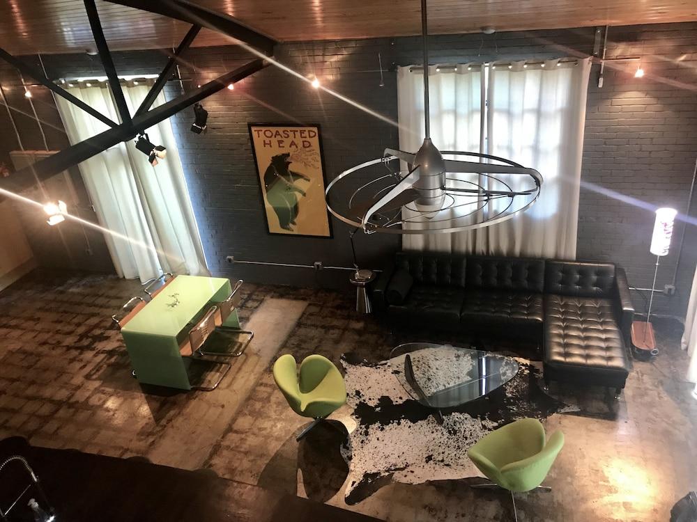 The Hangar Lofts Hotel photo 24