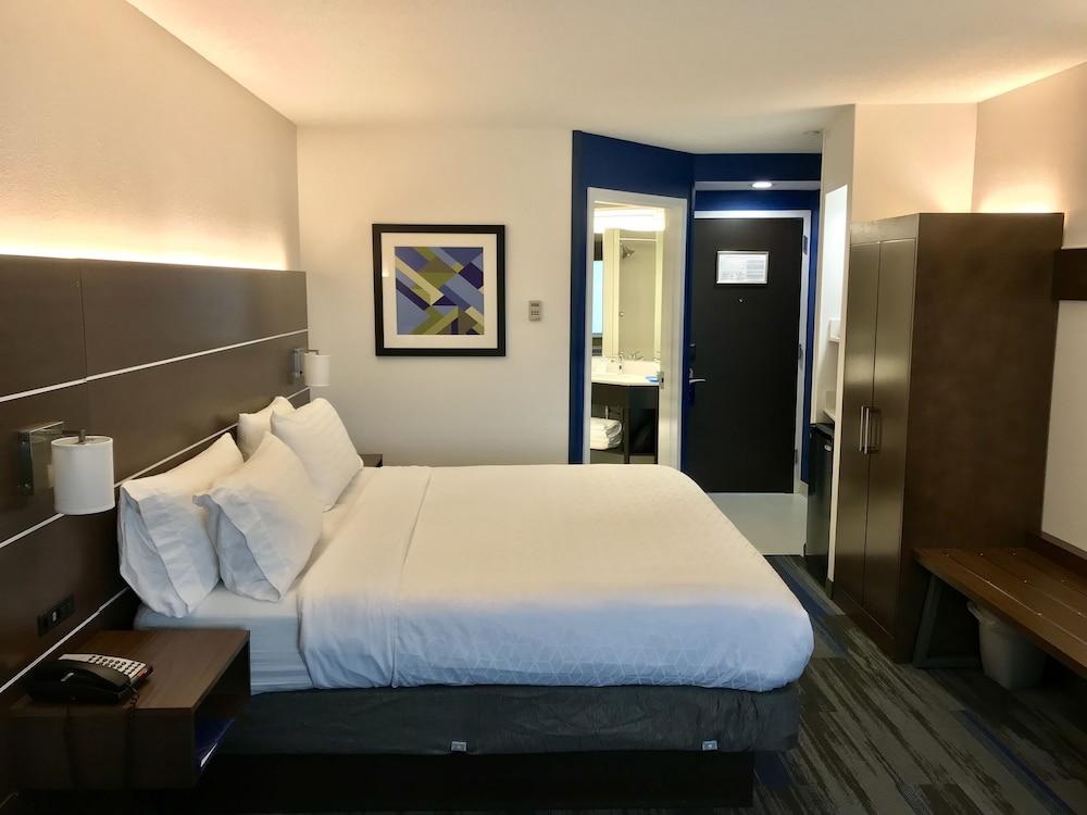 Holiday Inn Express Fishkill-Mid Hudson Valley by IHG photo 27