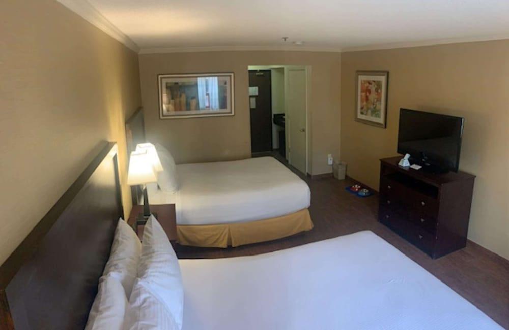Best Western Davison Inn photo 29