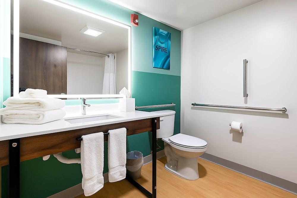 Wingate by Wyndham Geneva at SPIRE Academy photo 28