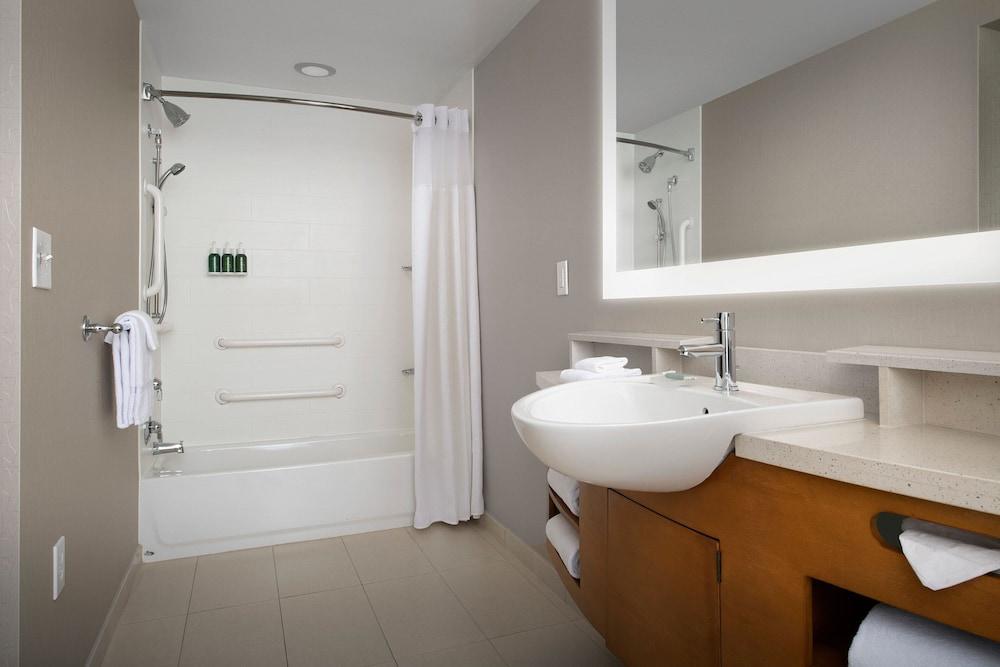 SpringHill Suites Jackson North/Ridgeland photo 10