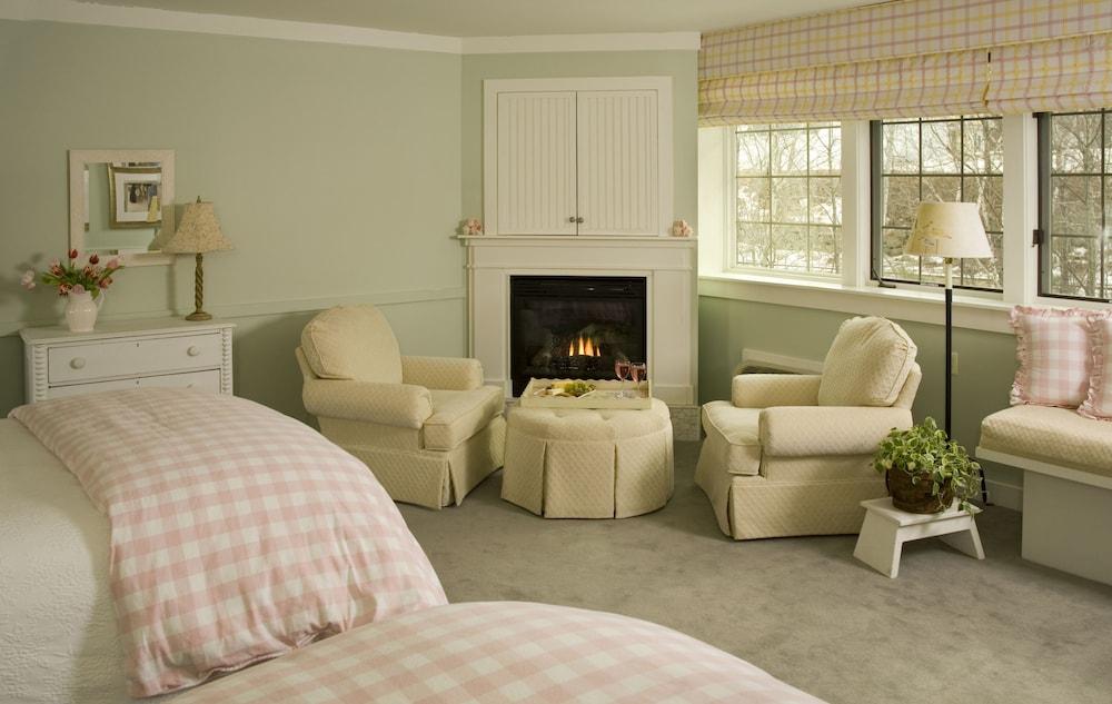 Lake Opechee Inn and Spa photo 12