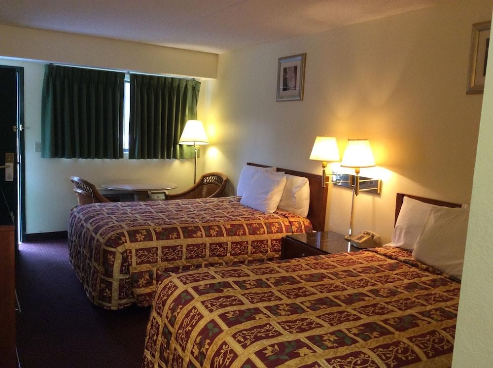 Days Inn by Wyndham York Alabama photo 23
