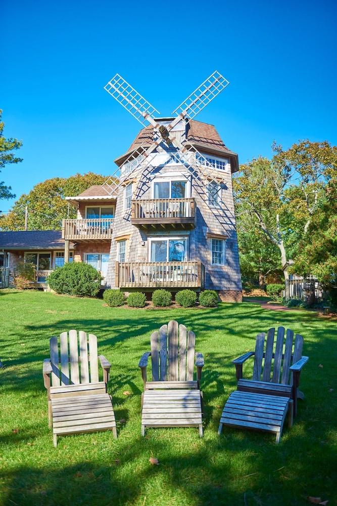 The Hampton Maid photo 77