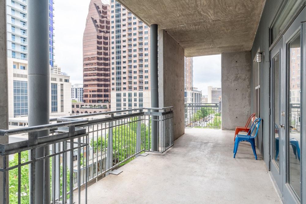 Kasa Downtown Austin photo 30