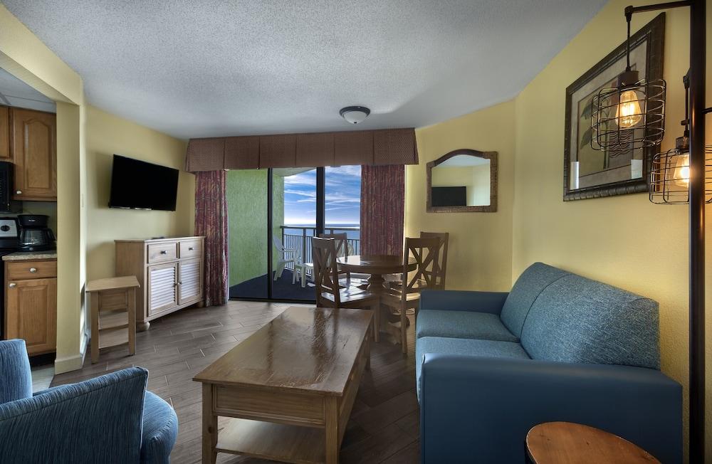 Monterey Bay Suites photo 10