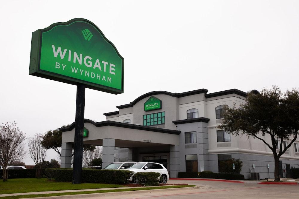 Wingate by Wyndham DFW / North Irving photo 1