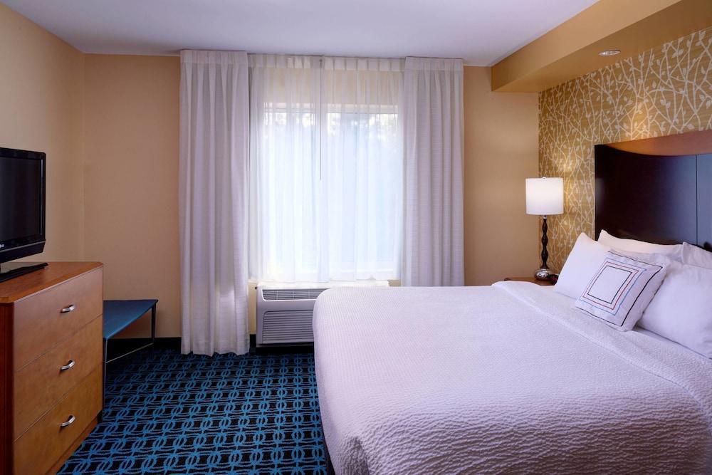 Fairfield Inn & Suites by Marriott New Buffalo photo 5