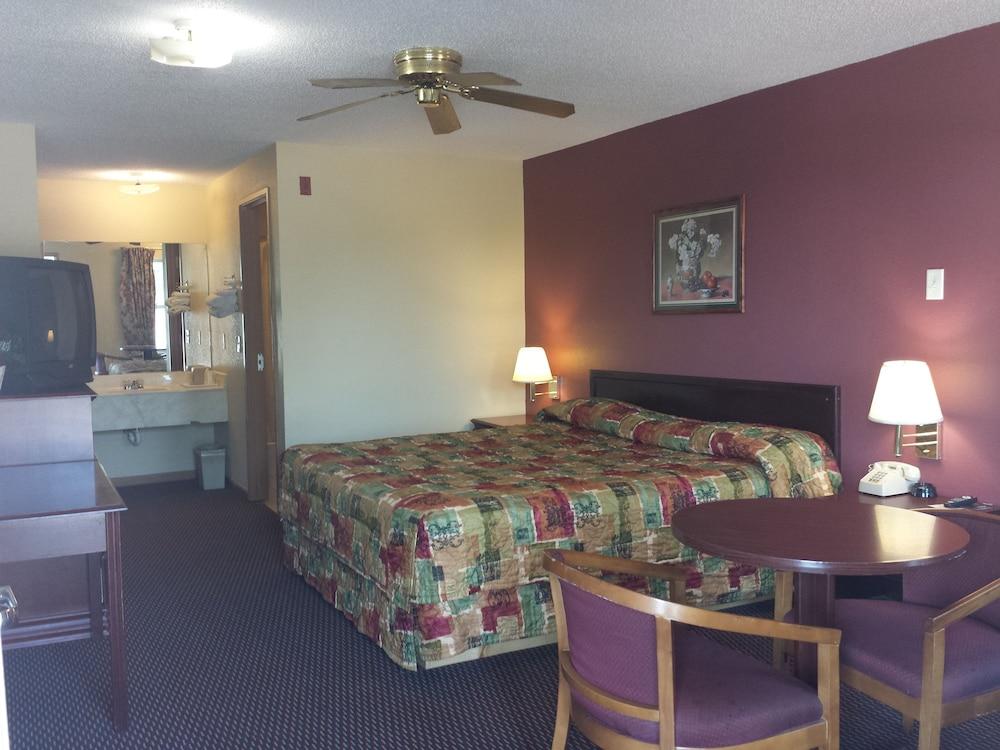 First Western Inn photo 24