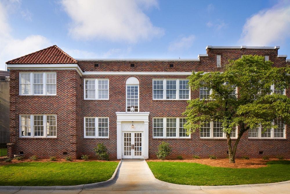 Kasa Studio Revival Atlanta photo 40