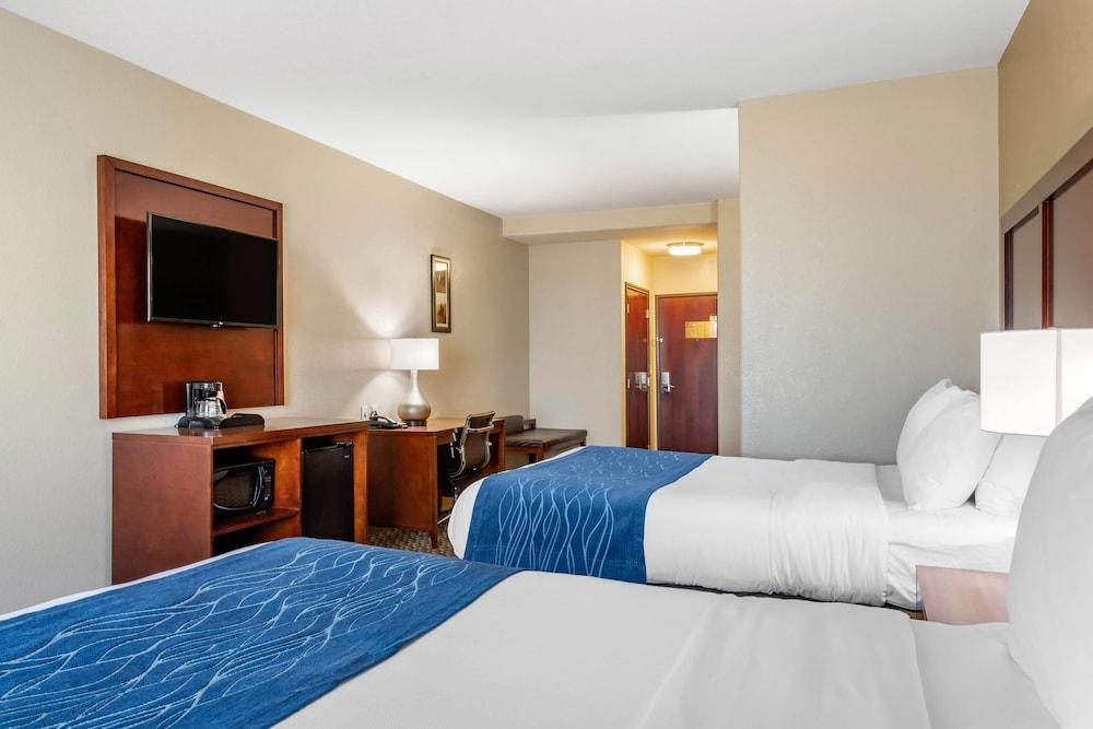 Comfort Inn & Suites Navasota photo 20