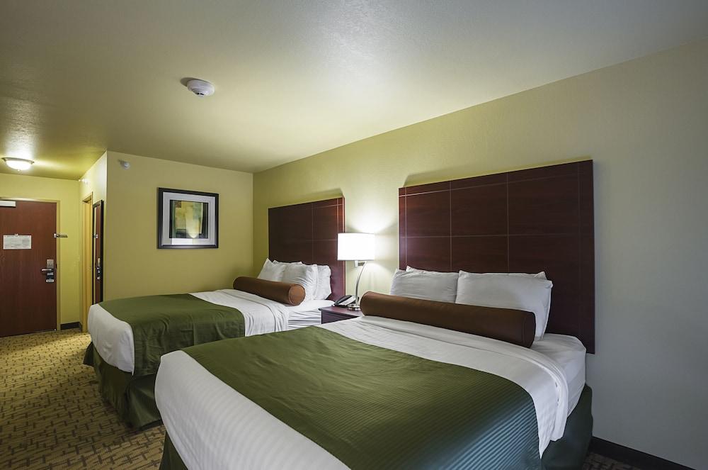 Cobblestone Inn & Suites - Altamont photo 34