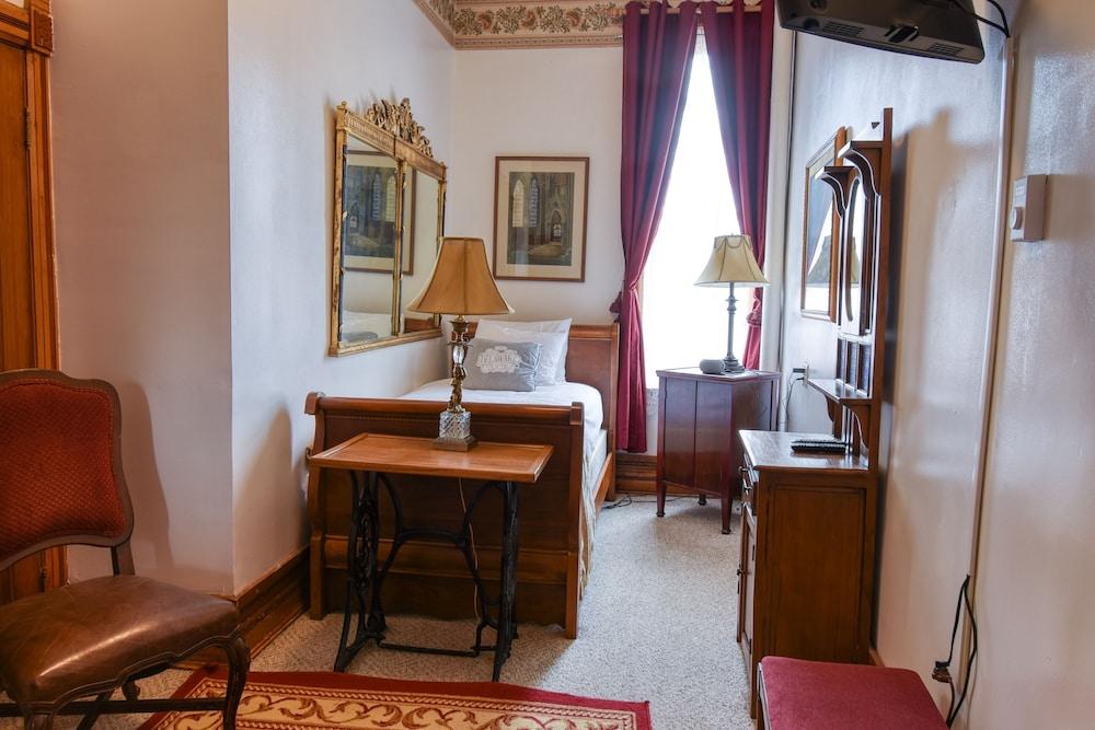 The Delaware Hotel photo 4
