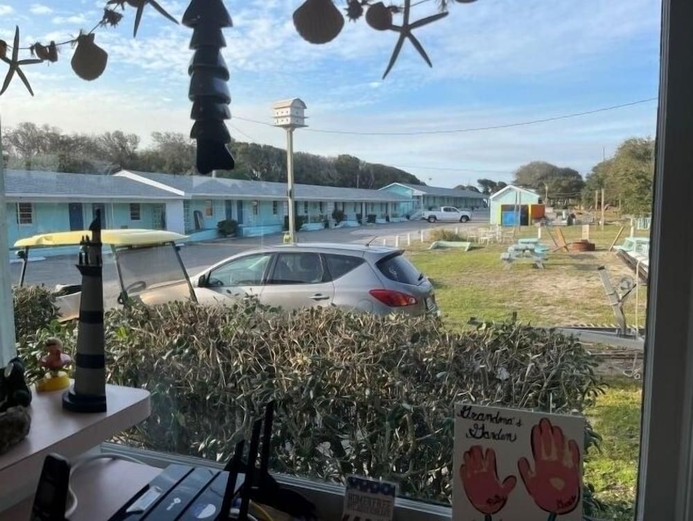 Swell Motel photo 9