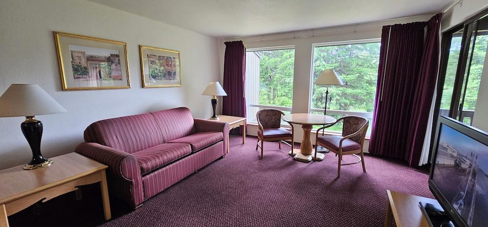 Olympic Suites Inn photo 21
