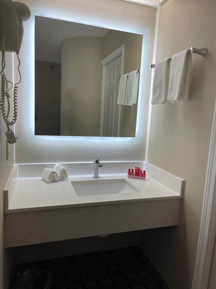 Edn Hotel photo 7