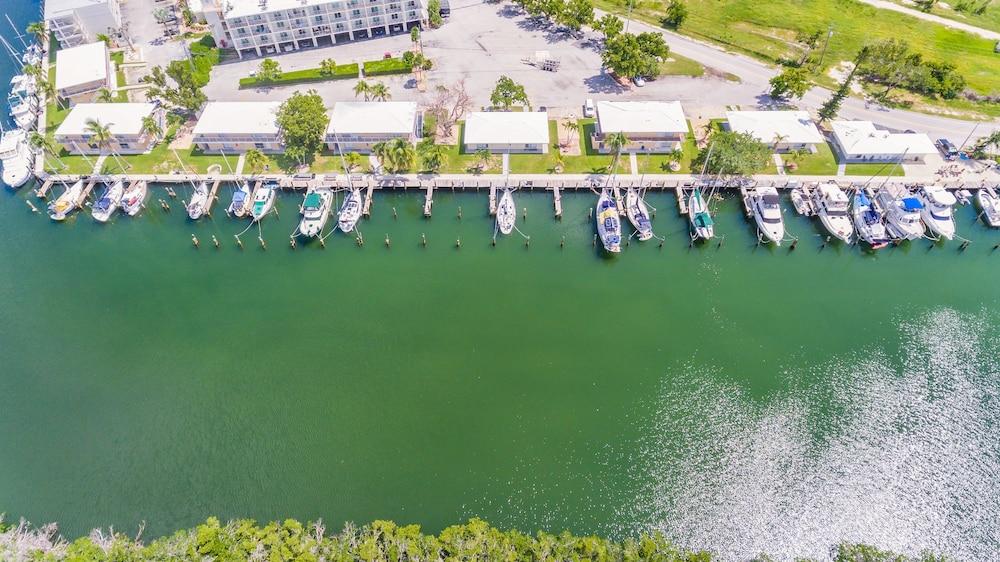 Skipjack Resort & Marina photo 69