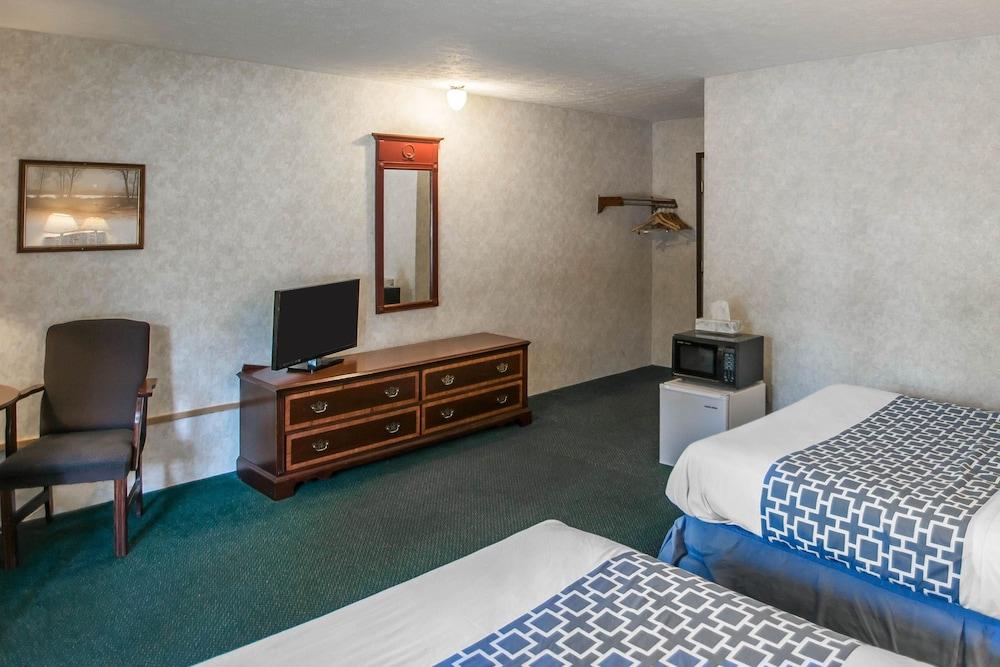 Econo Lodge Hornell photo 22