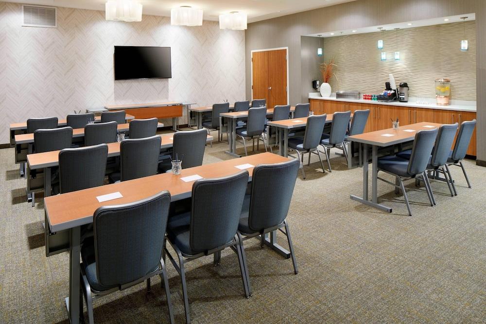 SpringHill Suites by Marriott Houston NASA/Webster photo 19